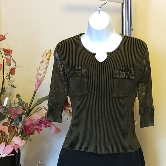 NWT Women’s Olive Green Lightweight 3/4 Crochet Sleeve Cardigan Pullover Sweater - Picture 2 of 6